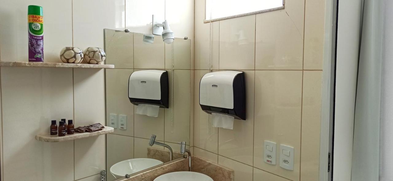 Hotel Pousada Familia De Nazare Cachoeira Paulista Eksteriør billede