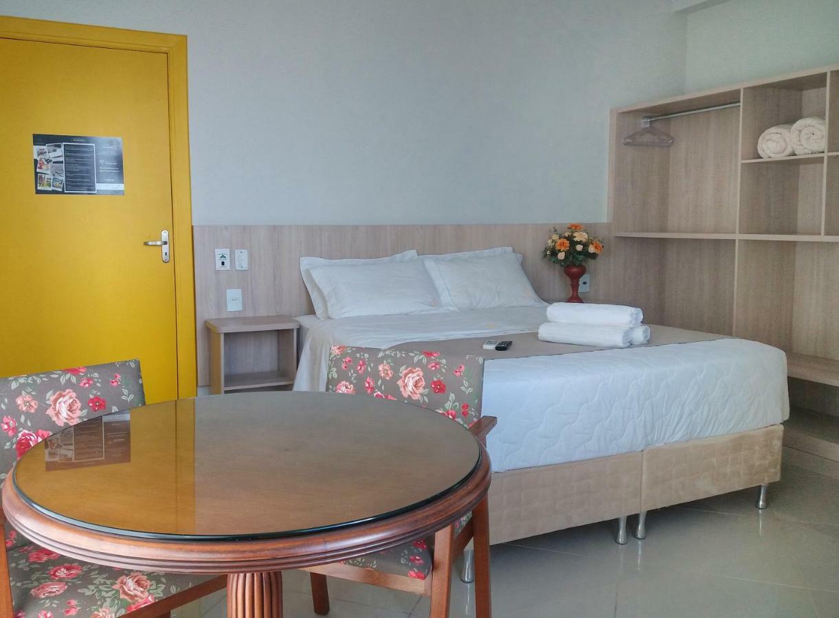 Hotel Pousada Familia De Nazare Cachoeira Paulista Eksteriør billede