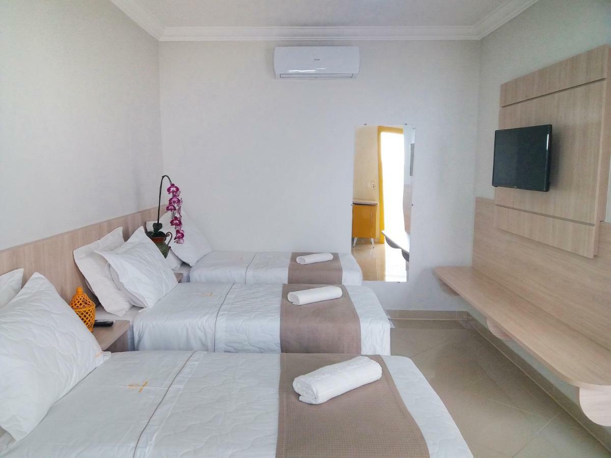 Hotel Pousada Familia De Nazare Cachoeira Paulista Eksteriør billede