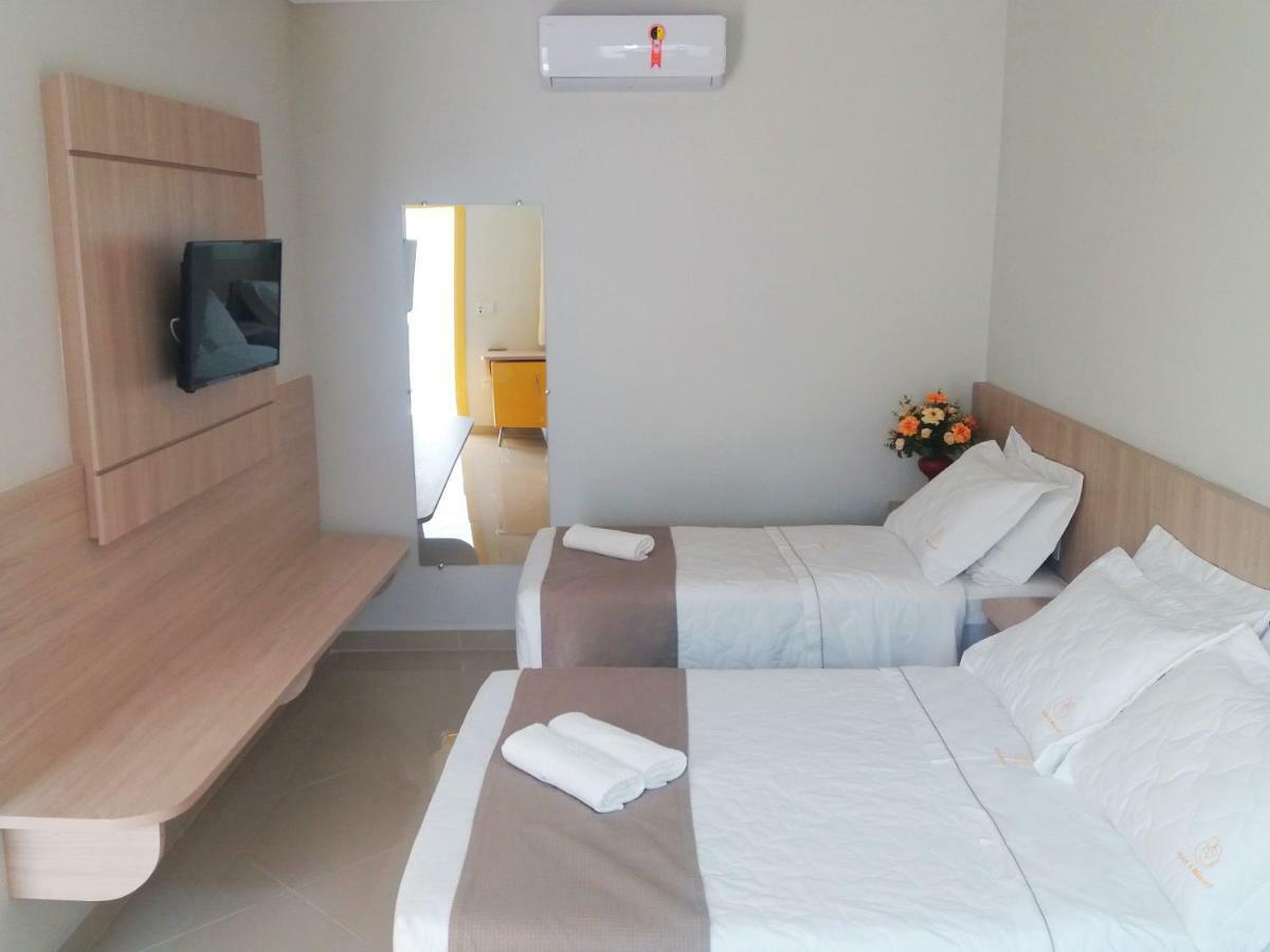 Hotel Pousada Familia De Nazare Cachoeira Paulista Eksteriør billede