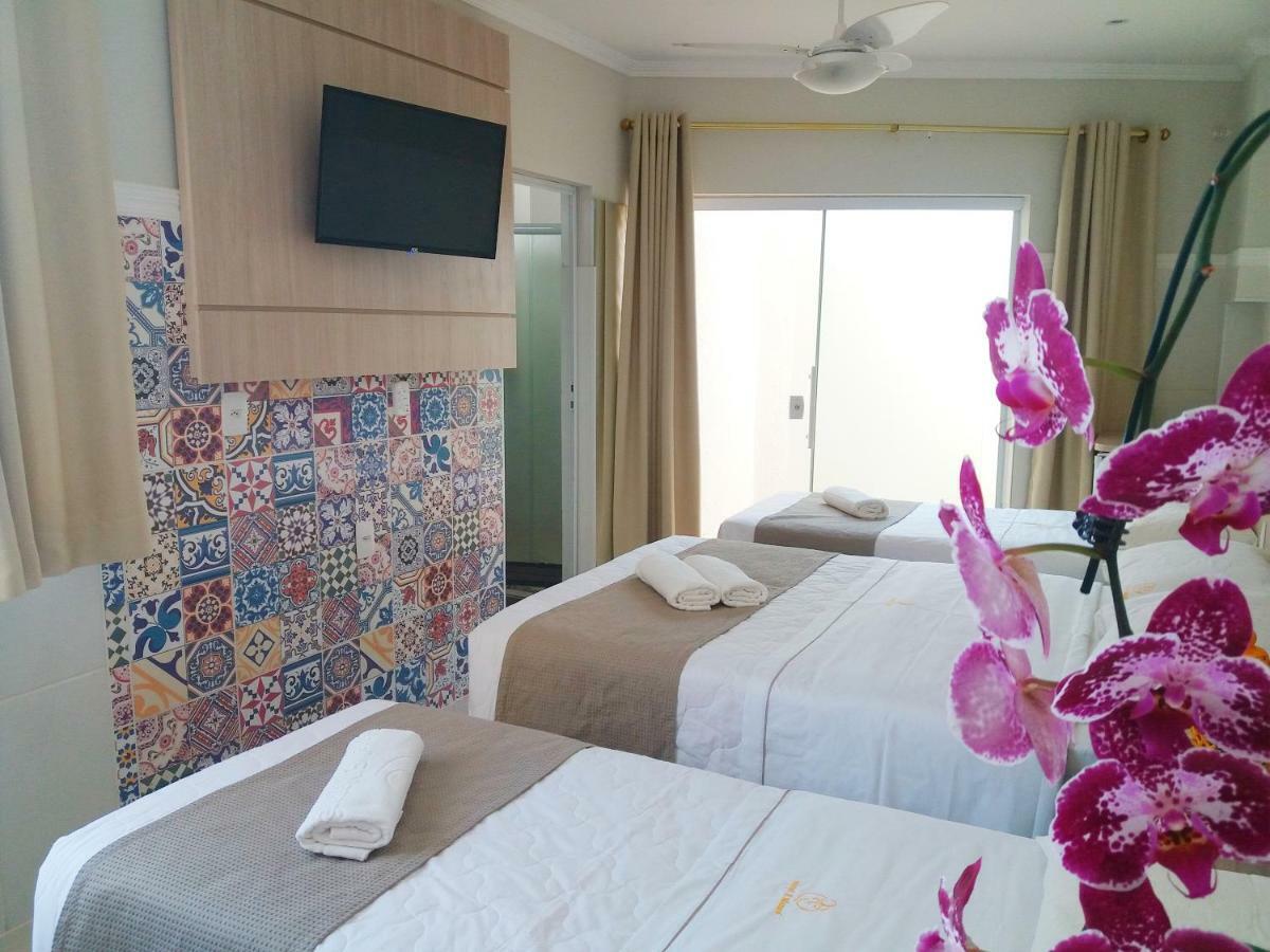 Hotel Pousada Familia De Nazare Cachoeira Paulista Eksteriør billede